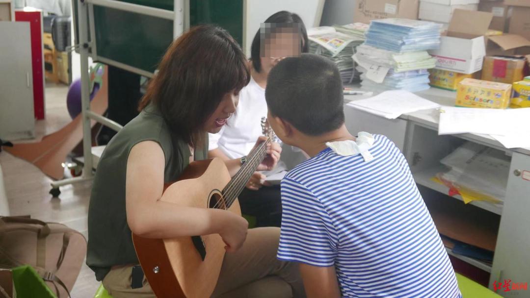 通過音樂聆聽、想象、演奏建立鏈接